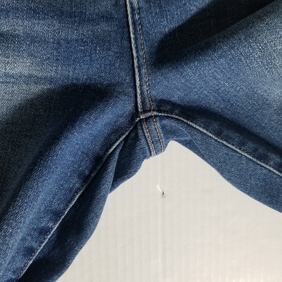 JUDY BLUE DISTRESS STRAIGHT LEG RAINBOW JEANS SIZE 3/26 - Picture 15 of 16